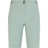 NILSA shorts lady