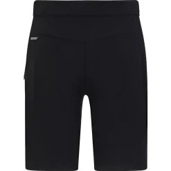 NILSA shorts lady